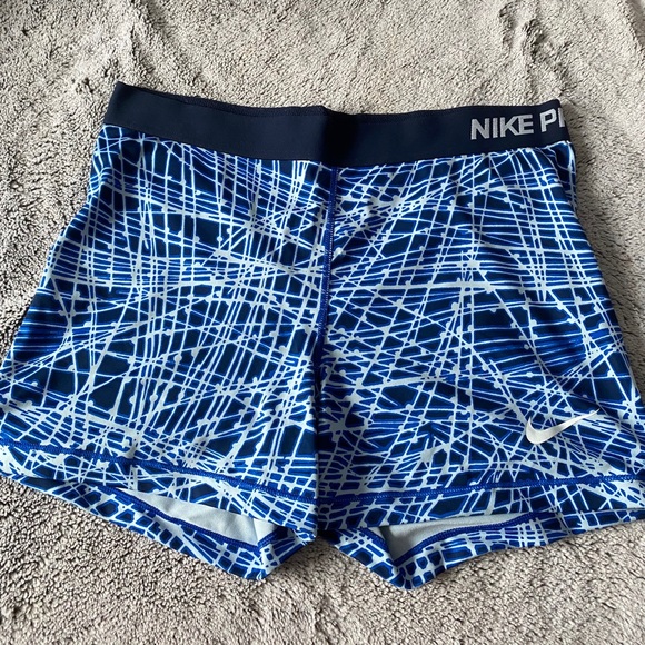 Nike Pants - Nike pro shorts
